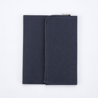 isshoni. ペンケース付手帳ノートカバー帆布 A5 ネイビー N1882