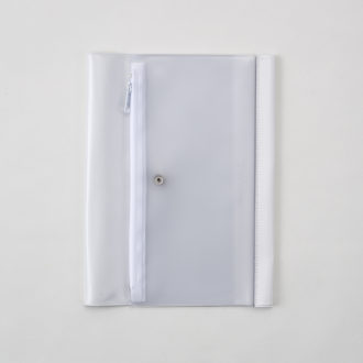 isshoni.ペンケース付きノートカバーPVC A5 Rホワイト N1938